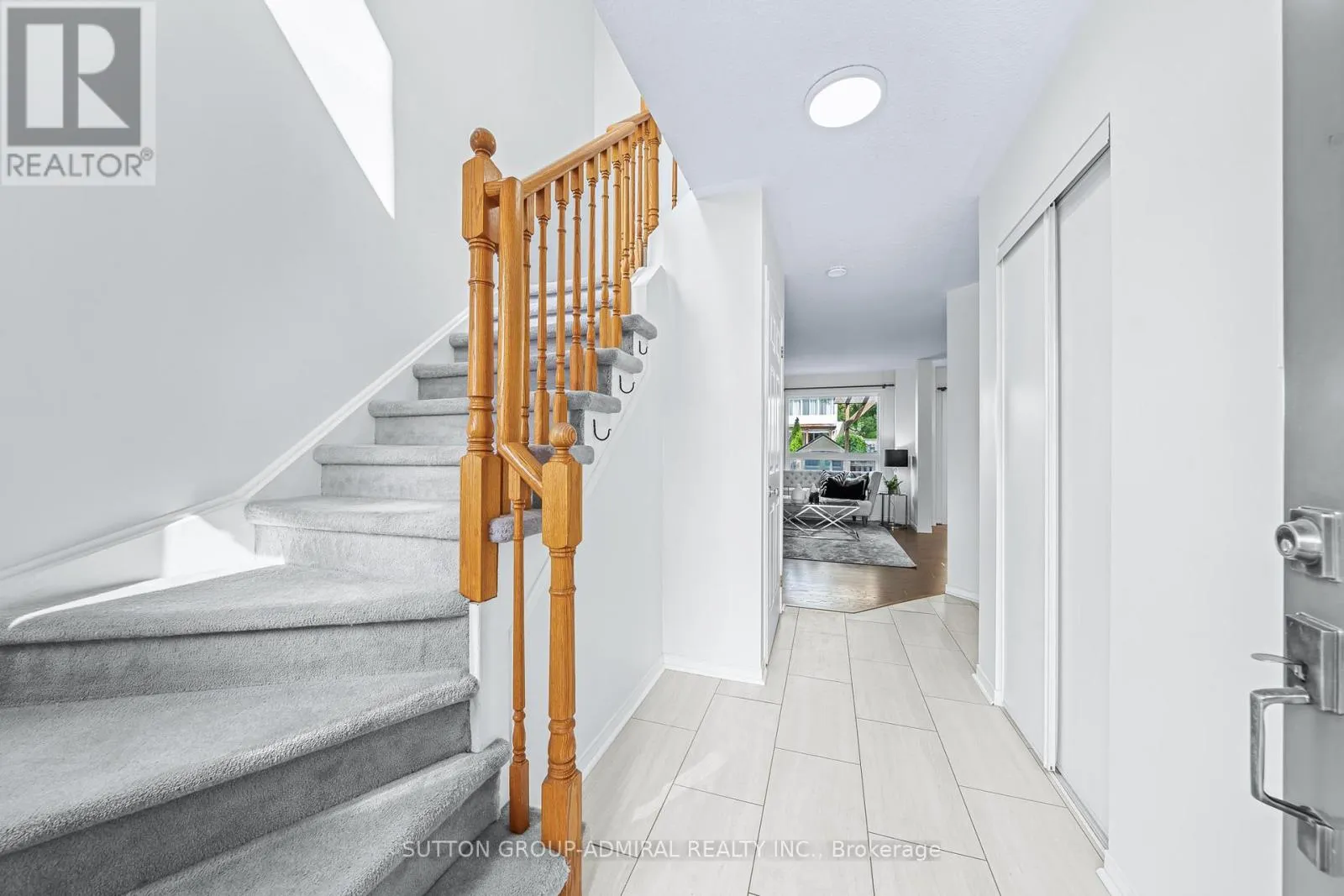 38 DRAKE DRIVE