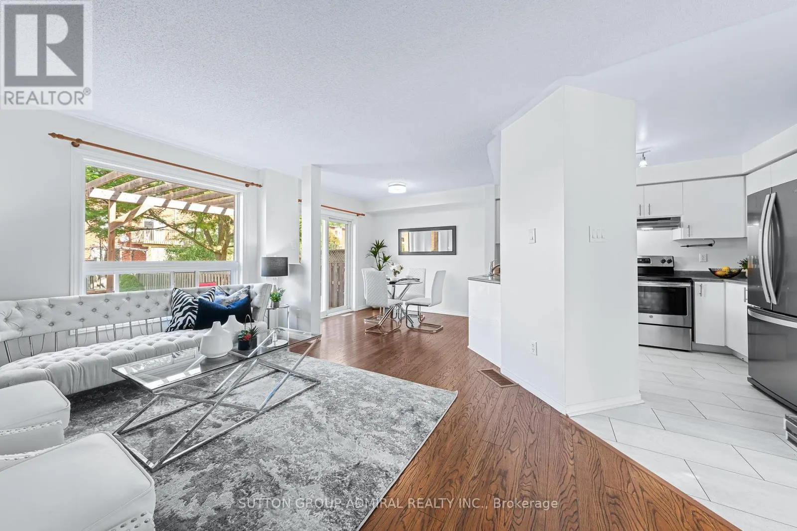 38 DRAKE DRIVE