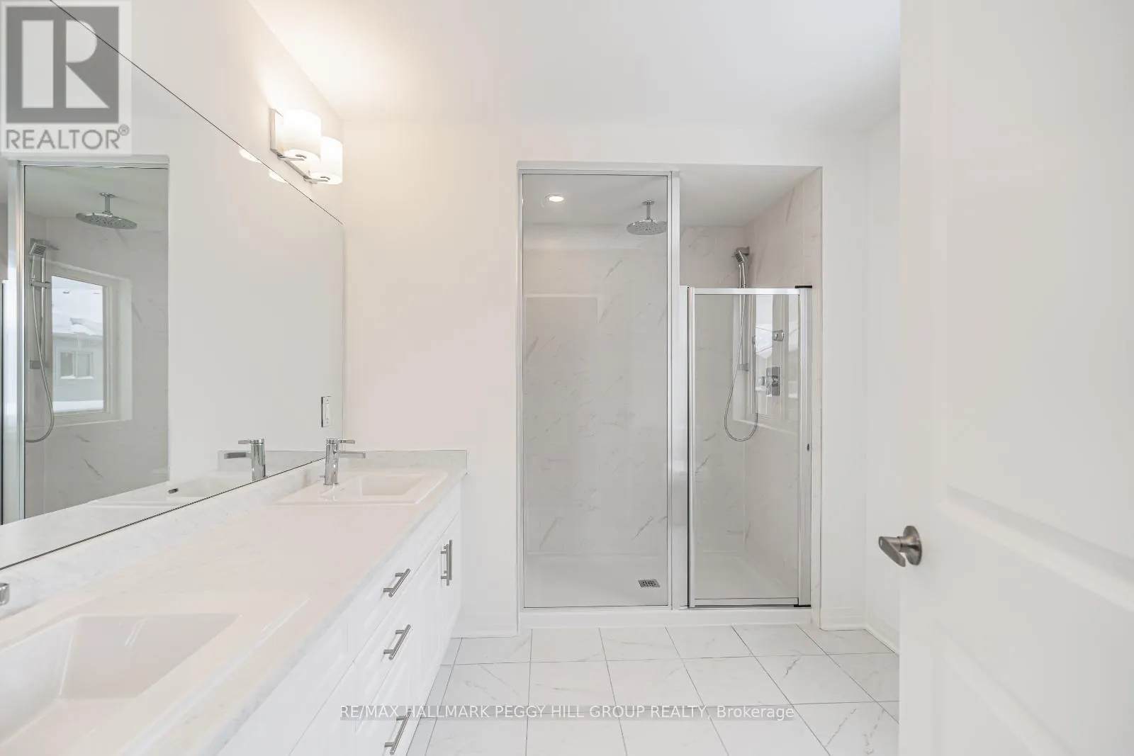 112 WEST OAK TRAIL