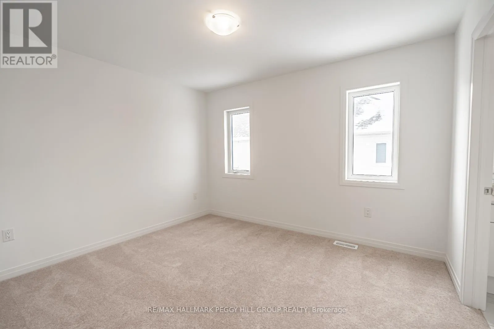 112 WEST OAK TRAIL
