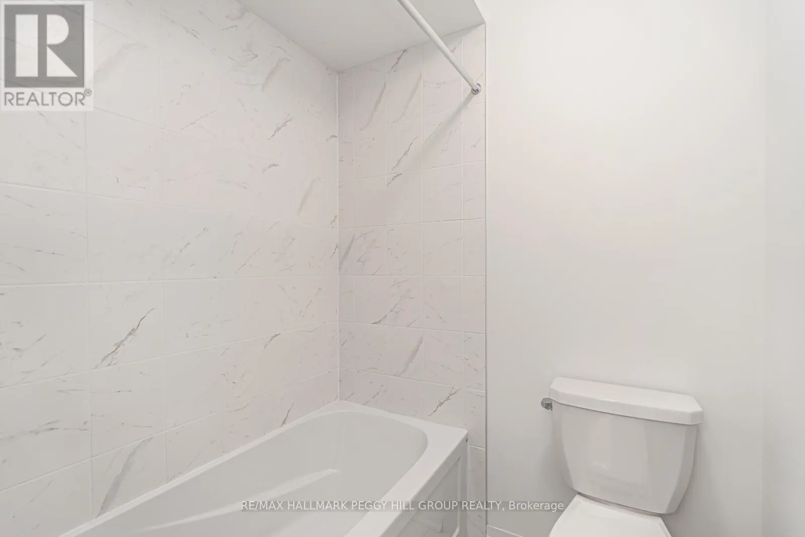 112 WEST OAK TRAIL