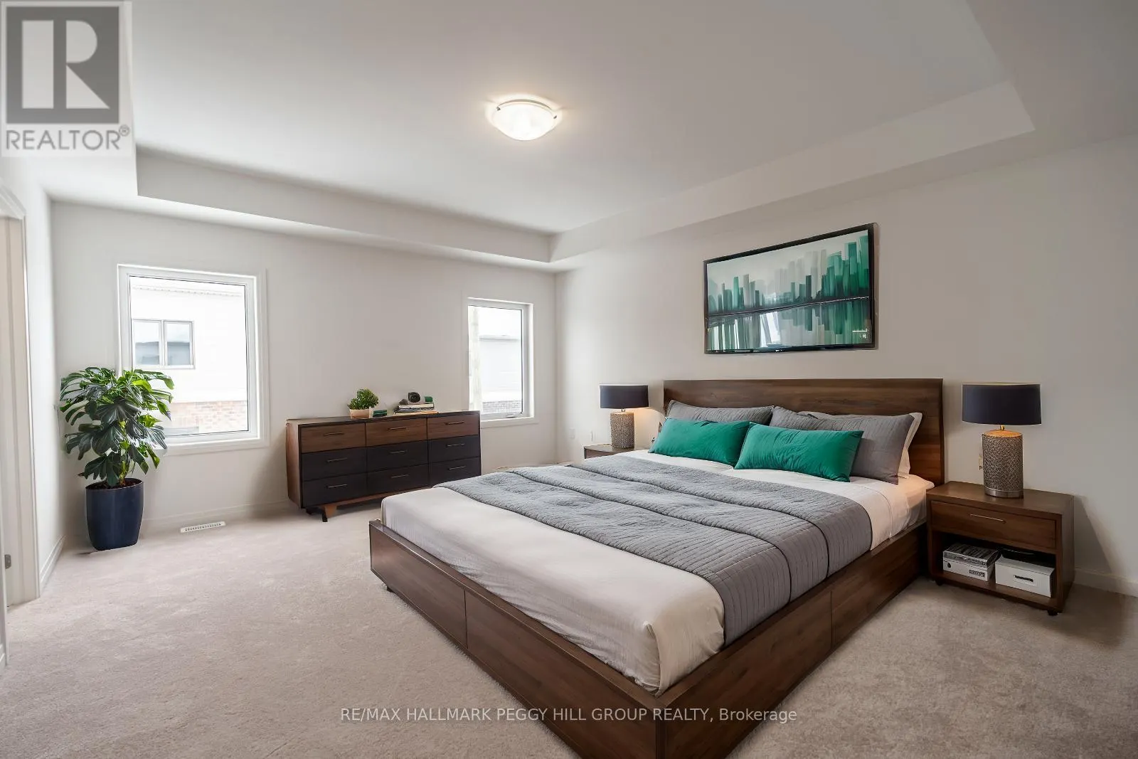 112 WEST OAK TRAIL