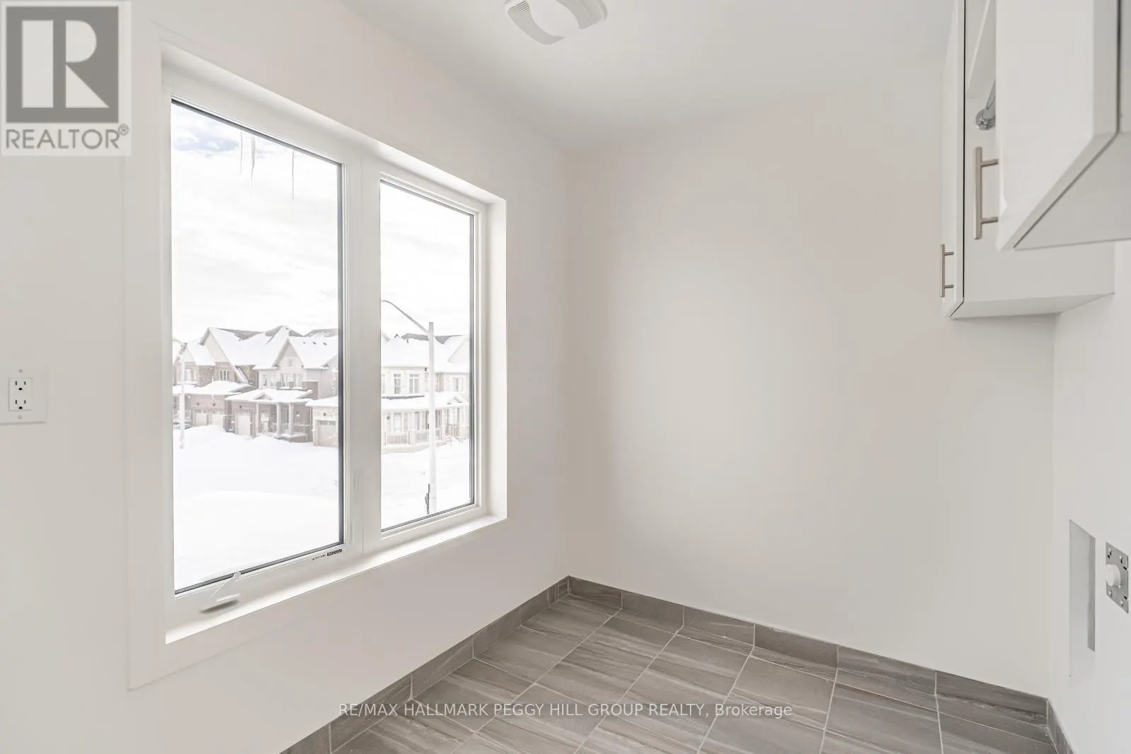 112 WEST OAK TRAIL