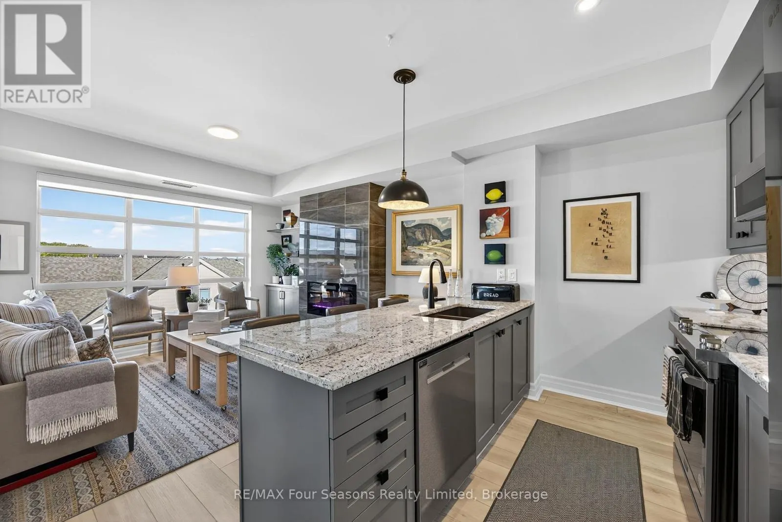 301 - 1 SHIPYARD LANE, #301