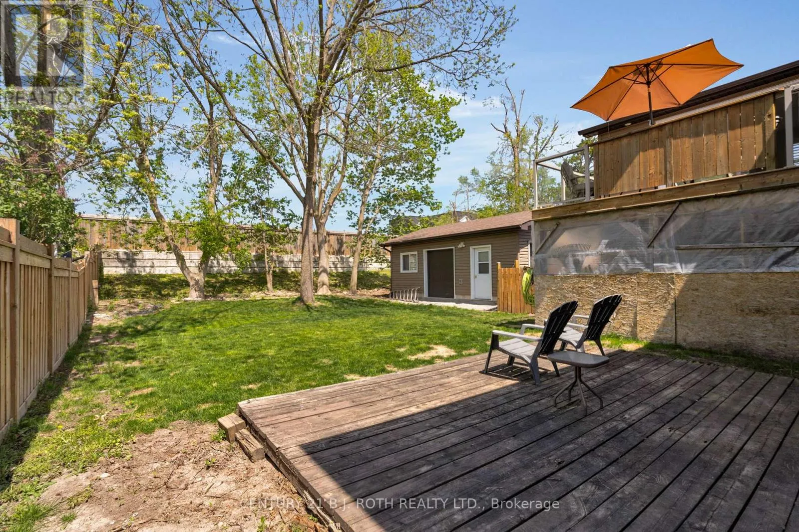 20 CHIPPAWA COURT