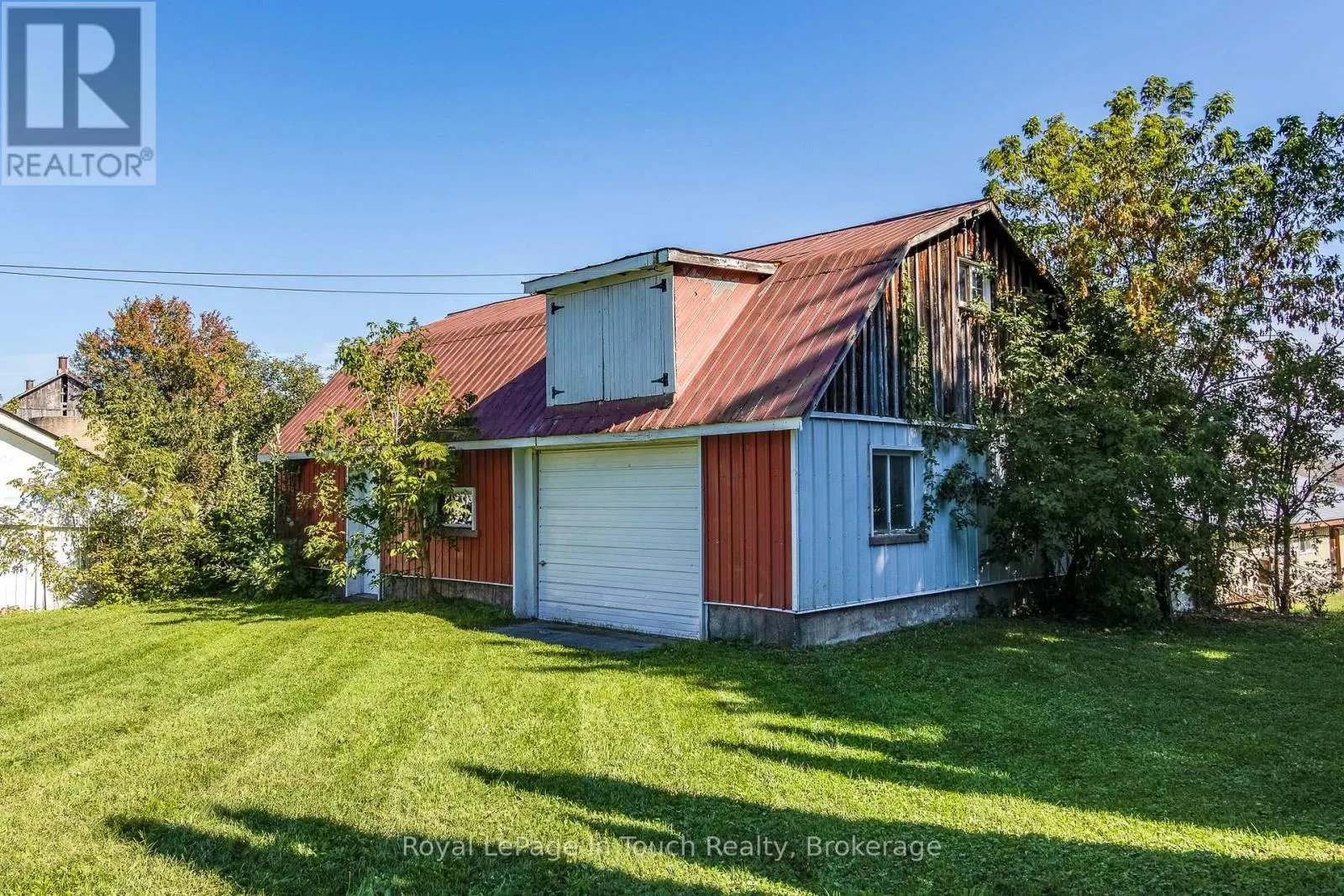 317 LAFONTAINE ROAD W