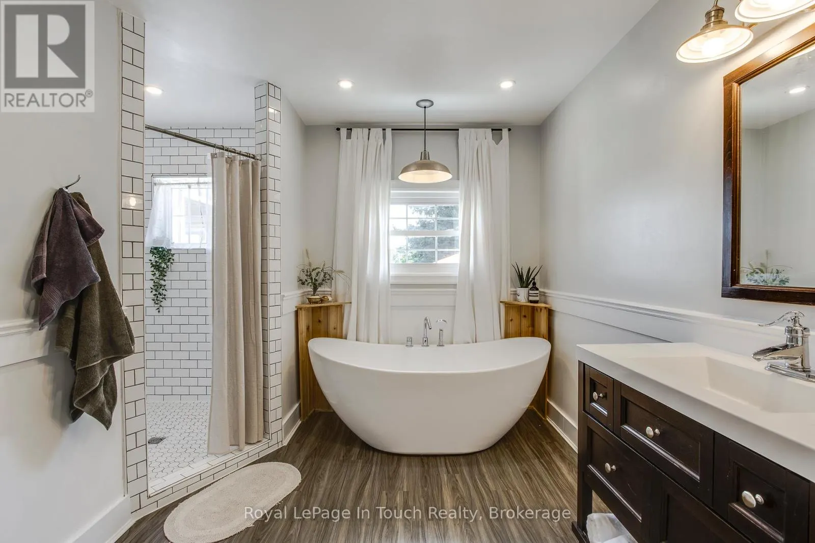 317 LAFONTAINE ROAD W