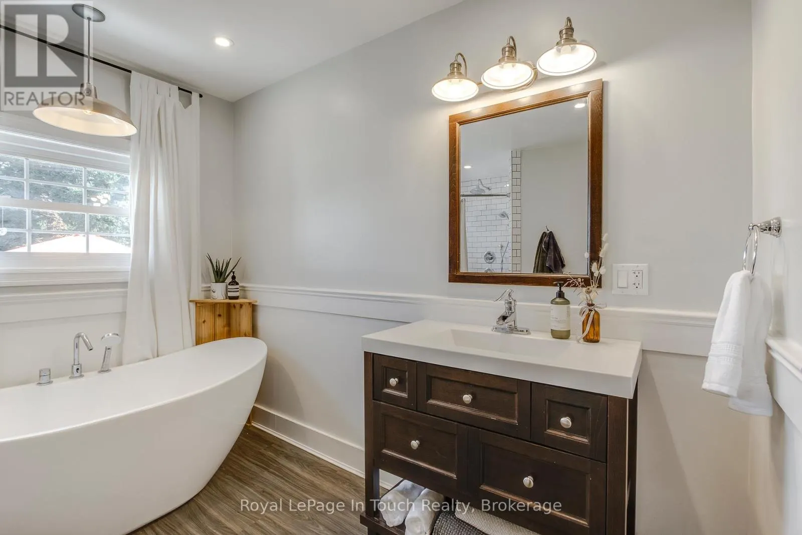 317 LAFONTAINE ROAD W