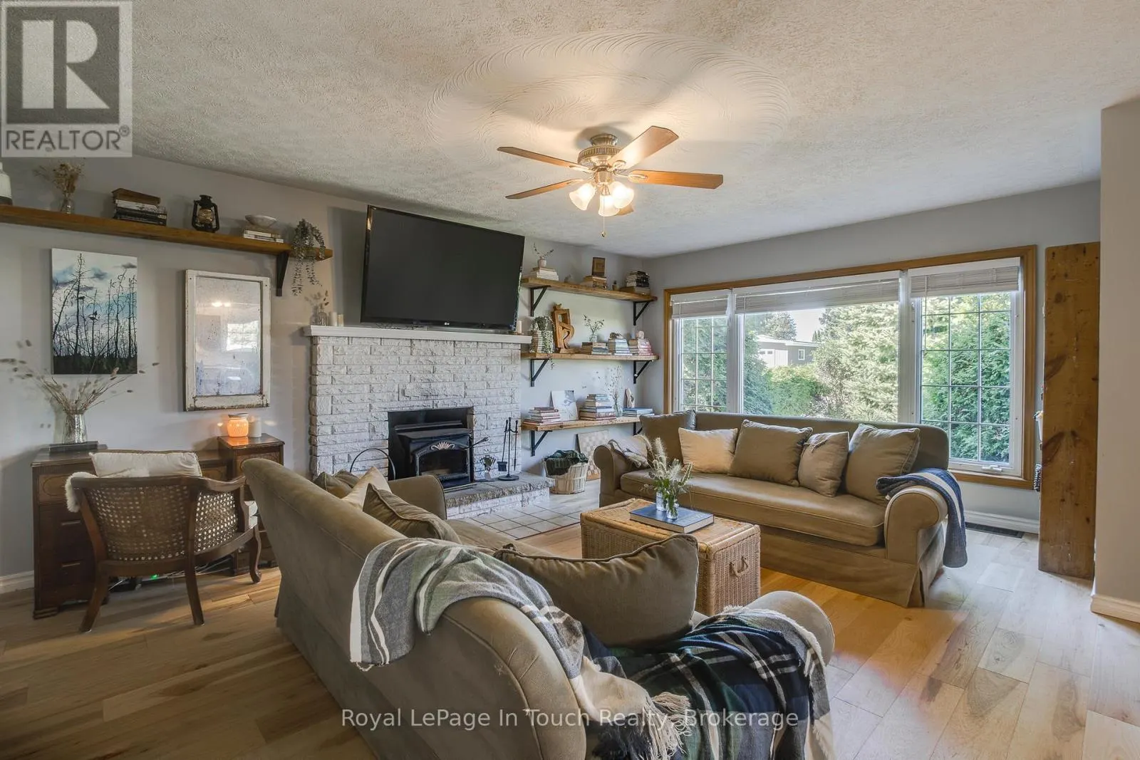 317 LAFONTAINE ROAD W