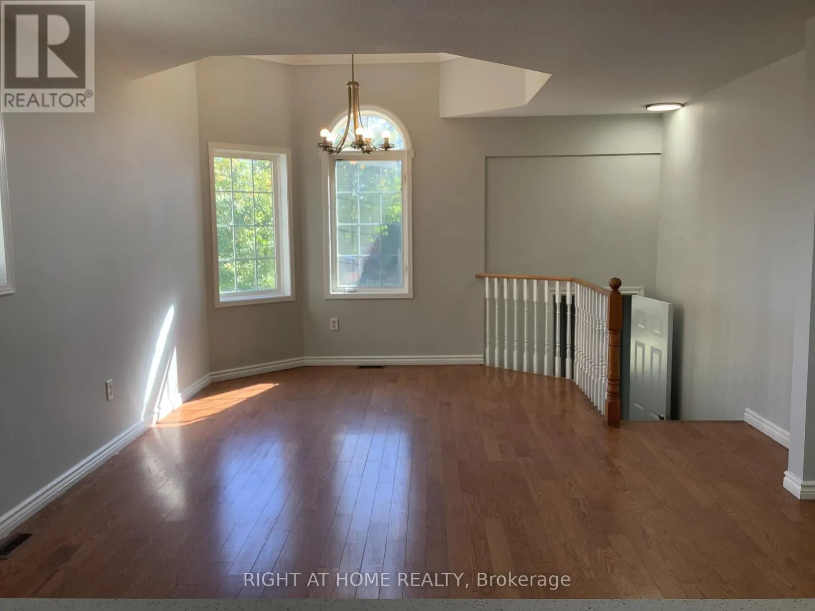 17 DUNSMORE LANE