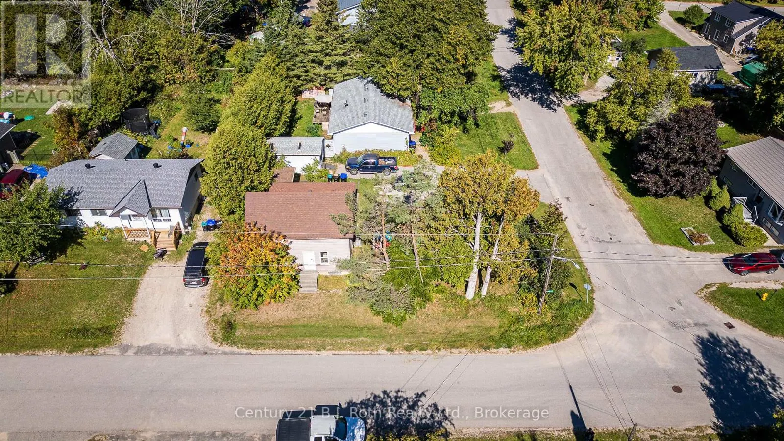 528 CAMILLA STREET