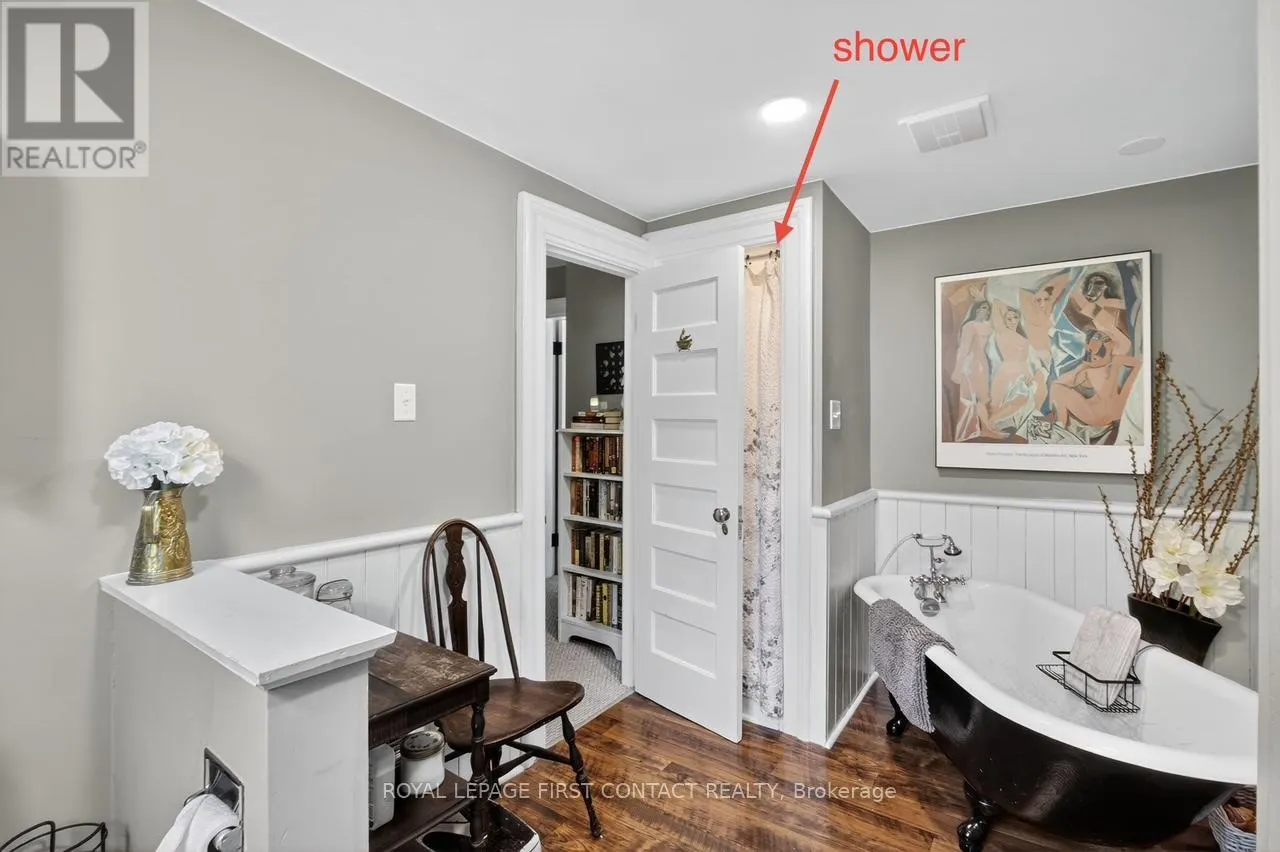 126 LETITIA STREET
