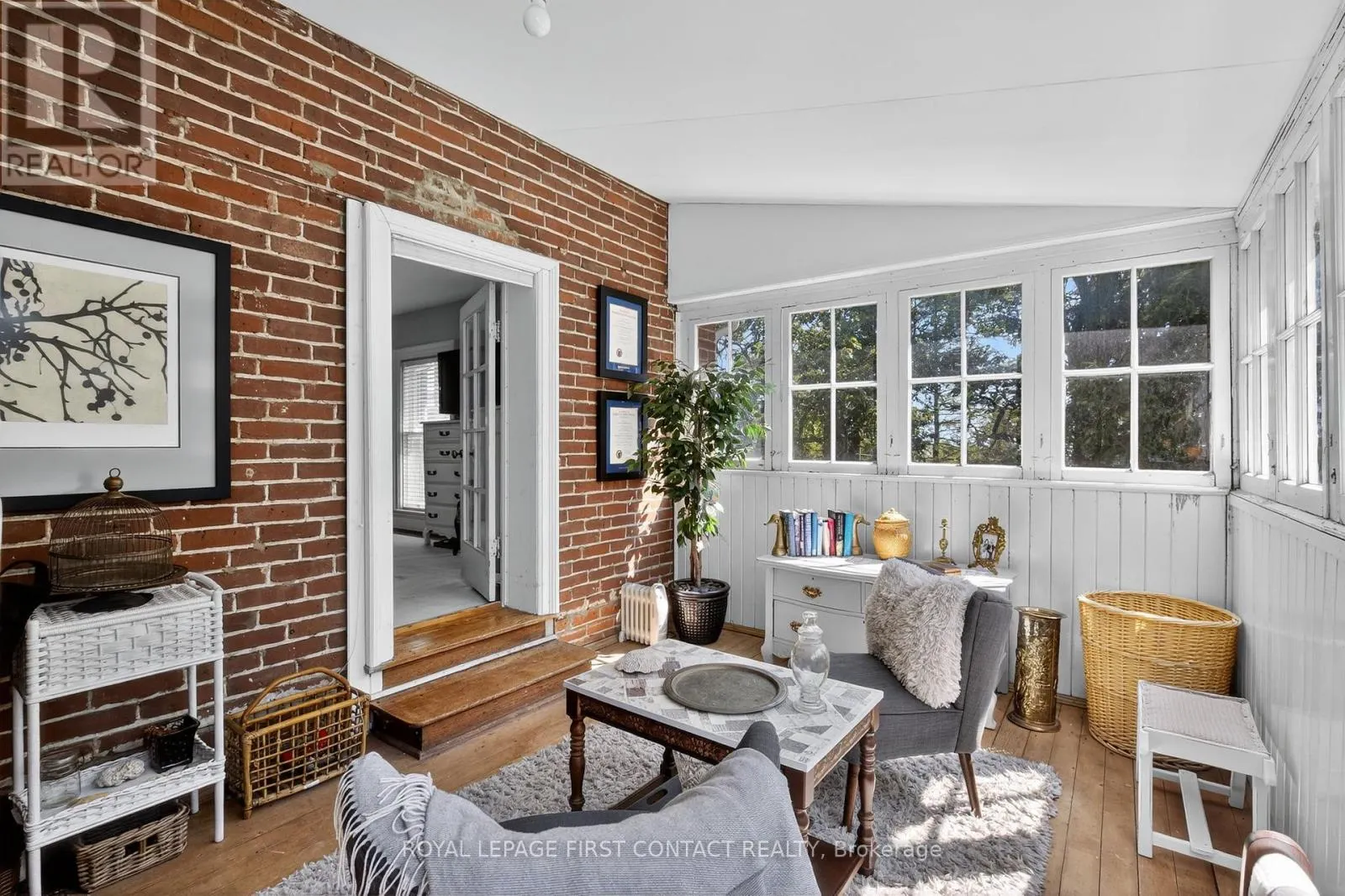 126 LETITIA STREET