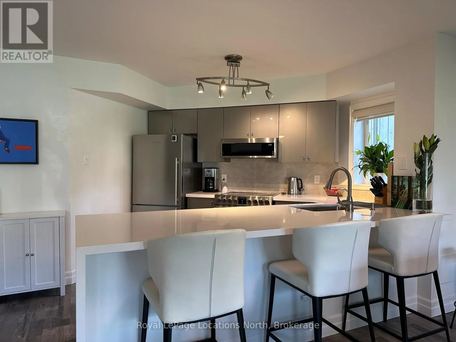 14 - 4 RAMBLINGS WAY, #14