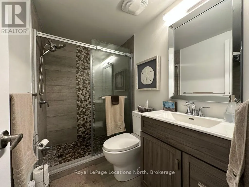 14 - 4 RAMBLINGS WAY, #14