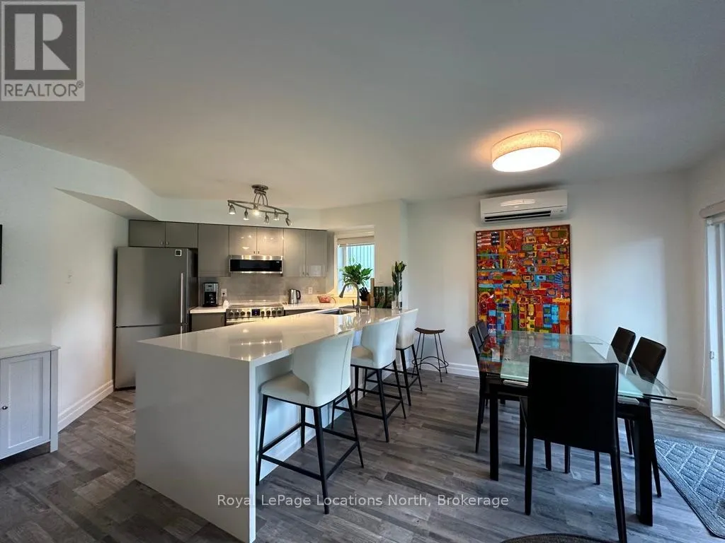 14 - 4 RAMBLINGS WAY, #14