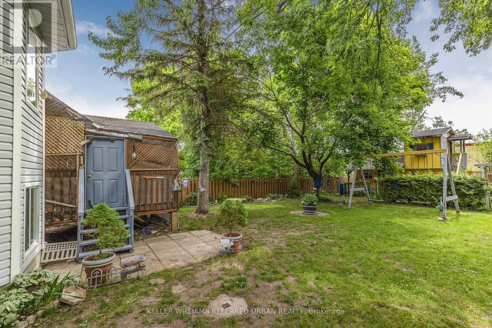 31 JOHN DILLINGNO STREET