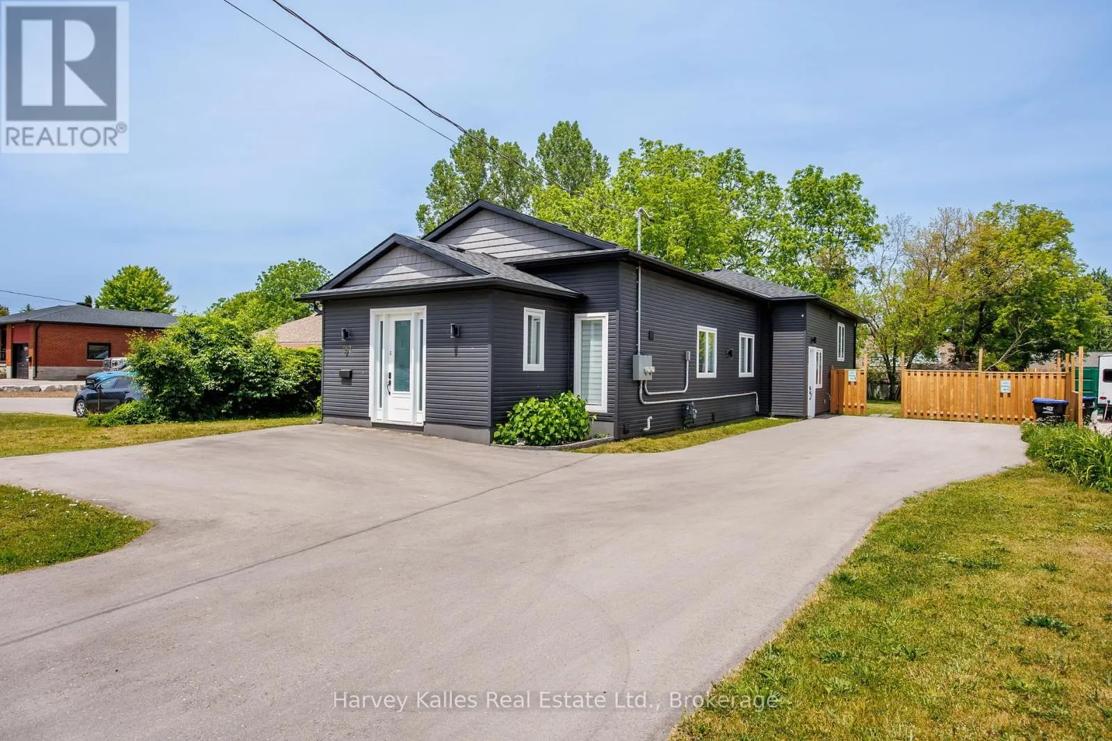 UNIT B - 297 SEVENTH STREET, #Unit B