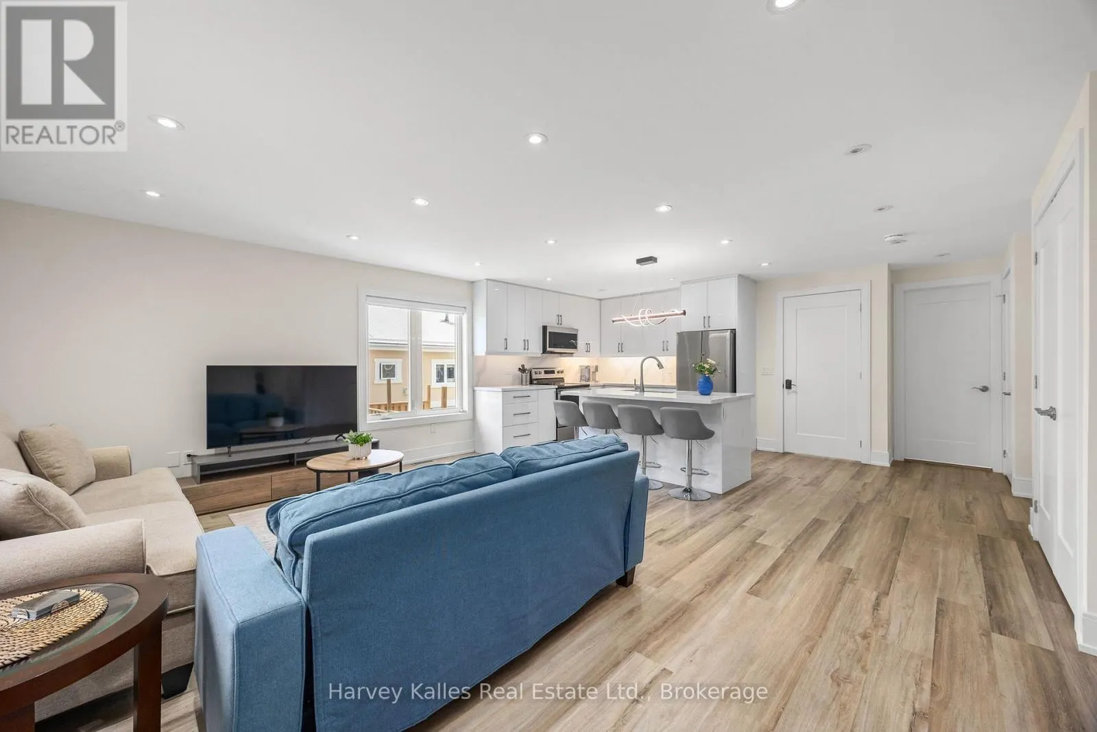 UNIT B - 297 SEVENTH STREET, #Unit B