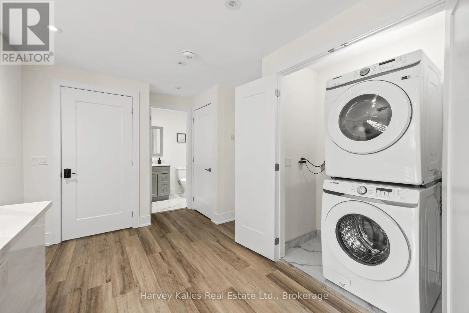 UNIT B - 297 SEVENTH STREET, #Unit B