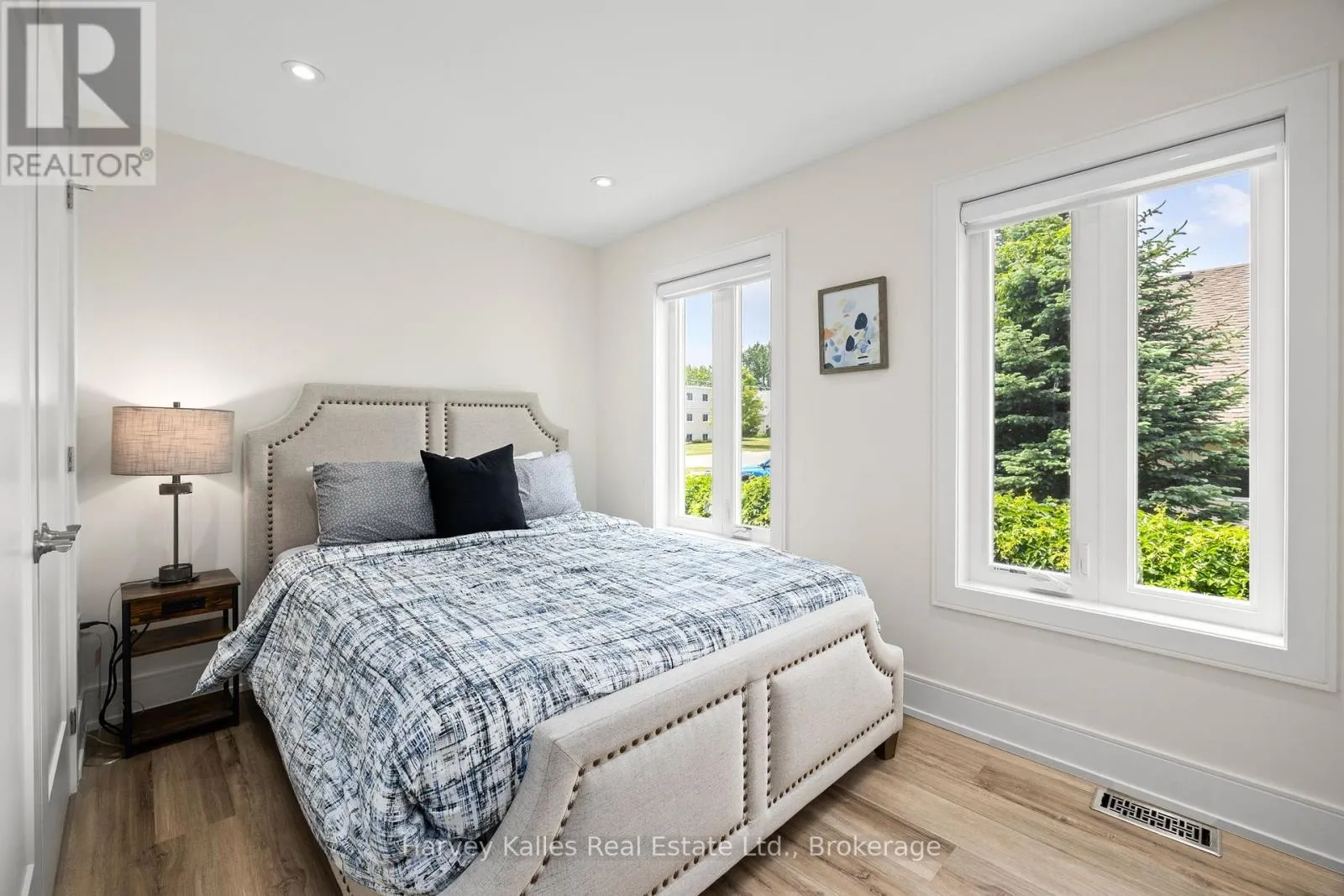 UNIT B - 297 SEVENTH STREET, #Unit B