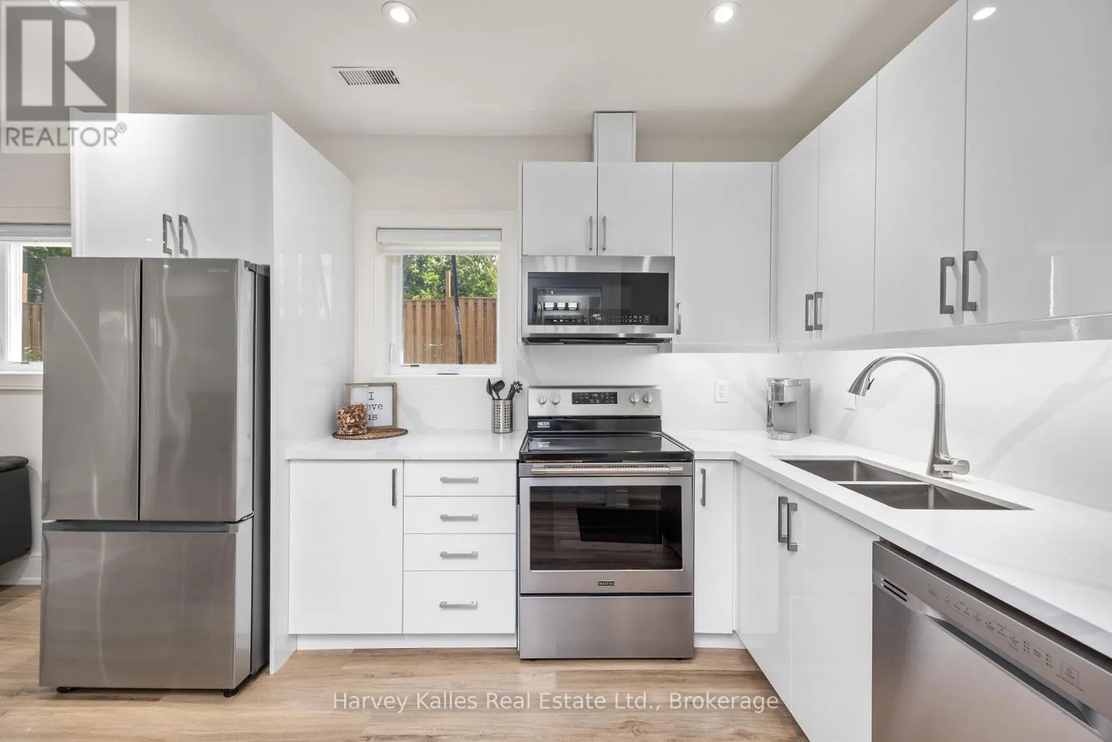 UNIT C - 297 SEVENTH STREET, #Unit C