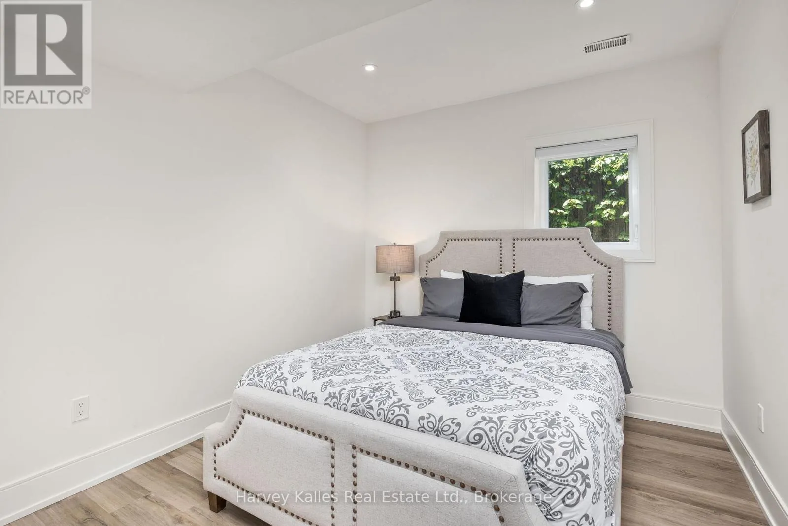 UNIT C - 297 SEVENTH STREET, #Unit C