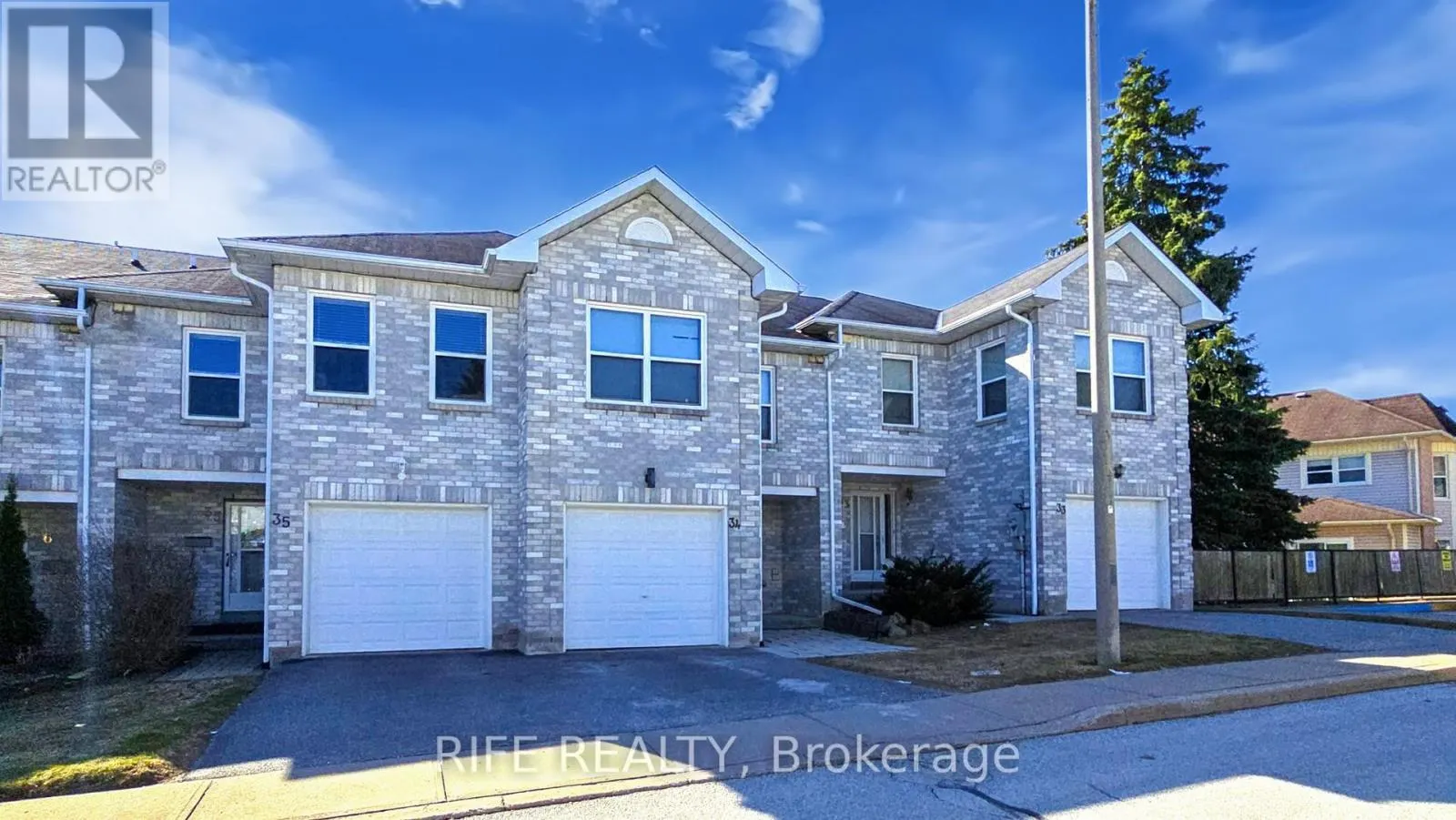 34 - 120 D'AMBROSIO DRIVE