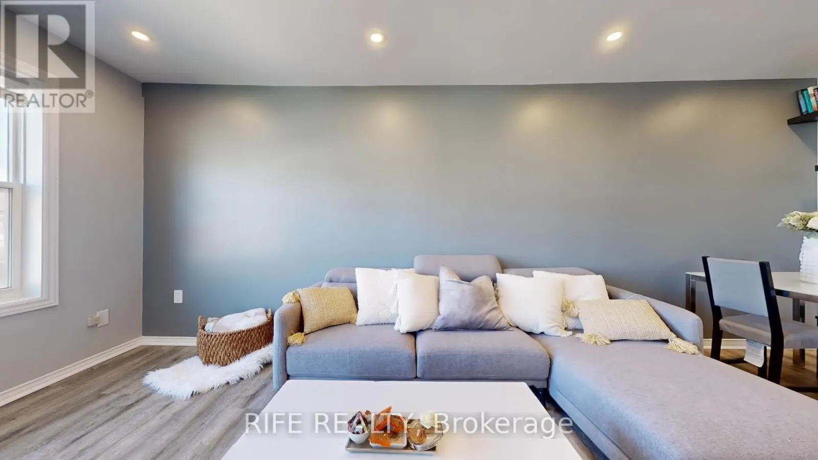 34 - 120 D'AMBROSIO DRIVE