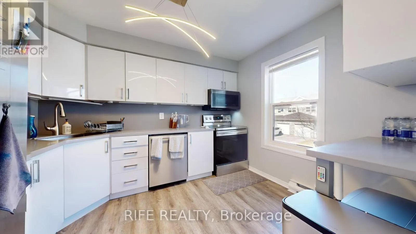 34 - 120 D'AMBROSIO DRIVE