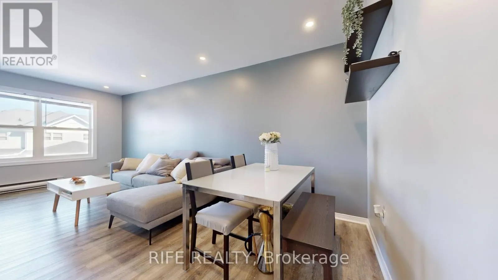 34 - 120 D'AMBROSIO DRIVE