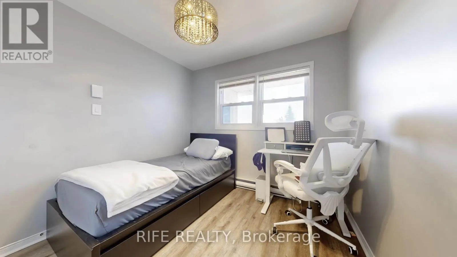 34 - 120 D'AMBROSIO DRIVE