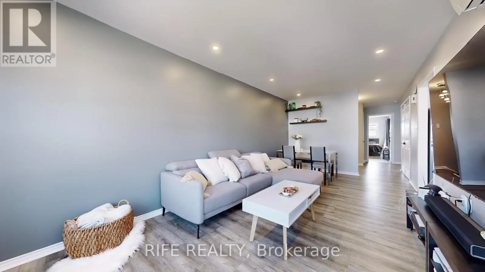 34 - 120 D'AMBROSIO DRIVE