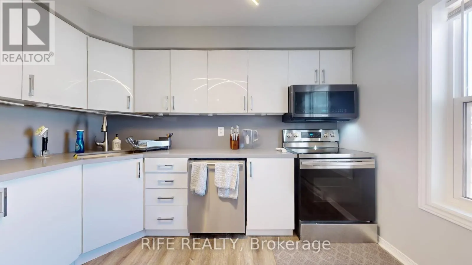 34 - 120 D'AMBROSIO DRIVE