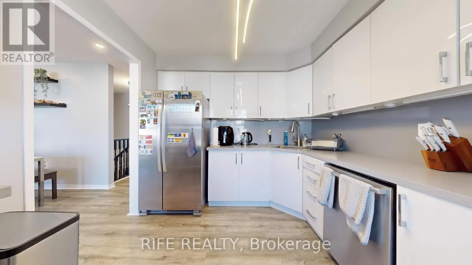 34 - 120 D'AMBROSIO DRIVE