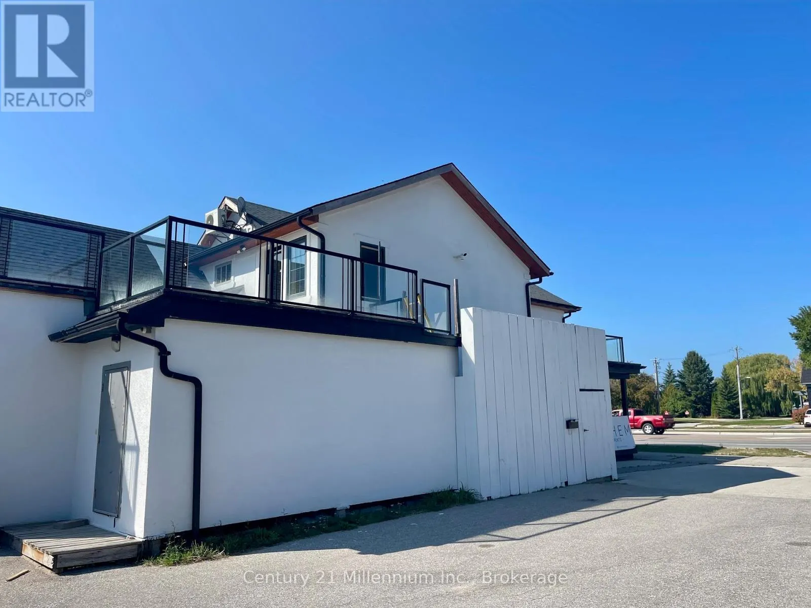 UPPER UNIT - 510 FIRST STREET, #upper unit