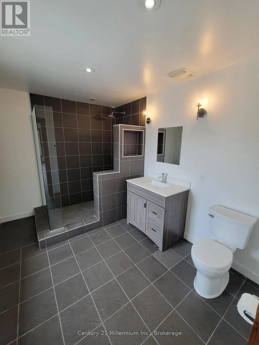 UPPER UNIT - 510 FIRST STREET, #upper unit
