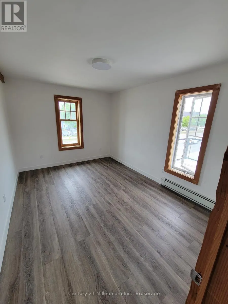 UPPER UNIT - 510 FIRST STREET, #upper unit