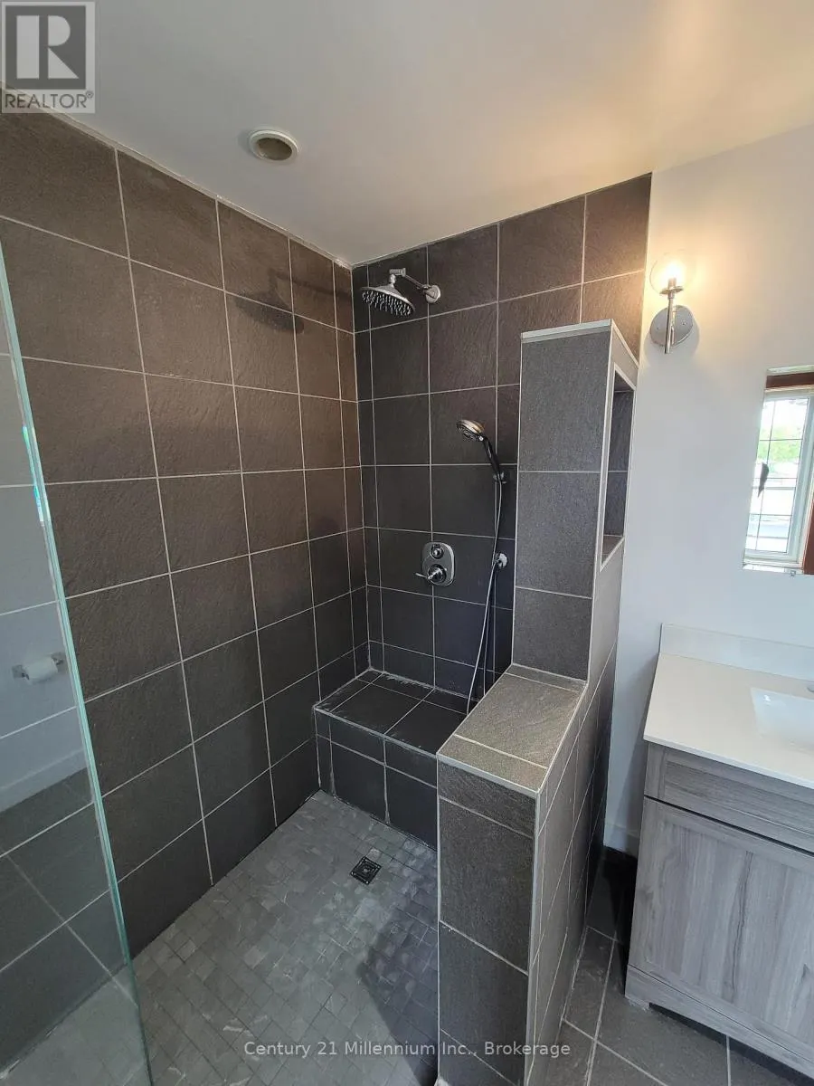 UPPER UNIT - 510 FIRST STREET, #upper unit