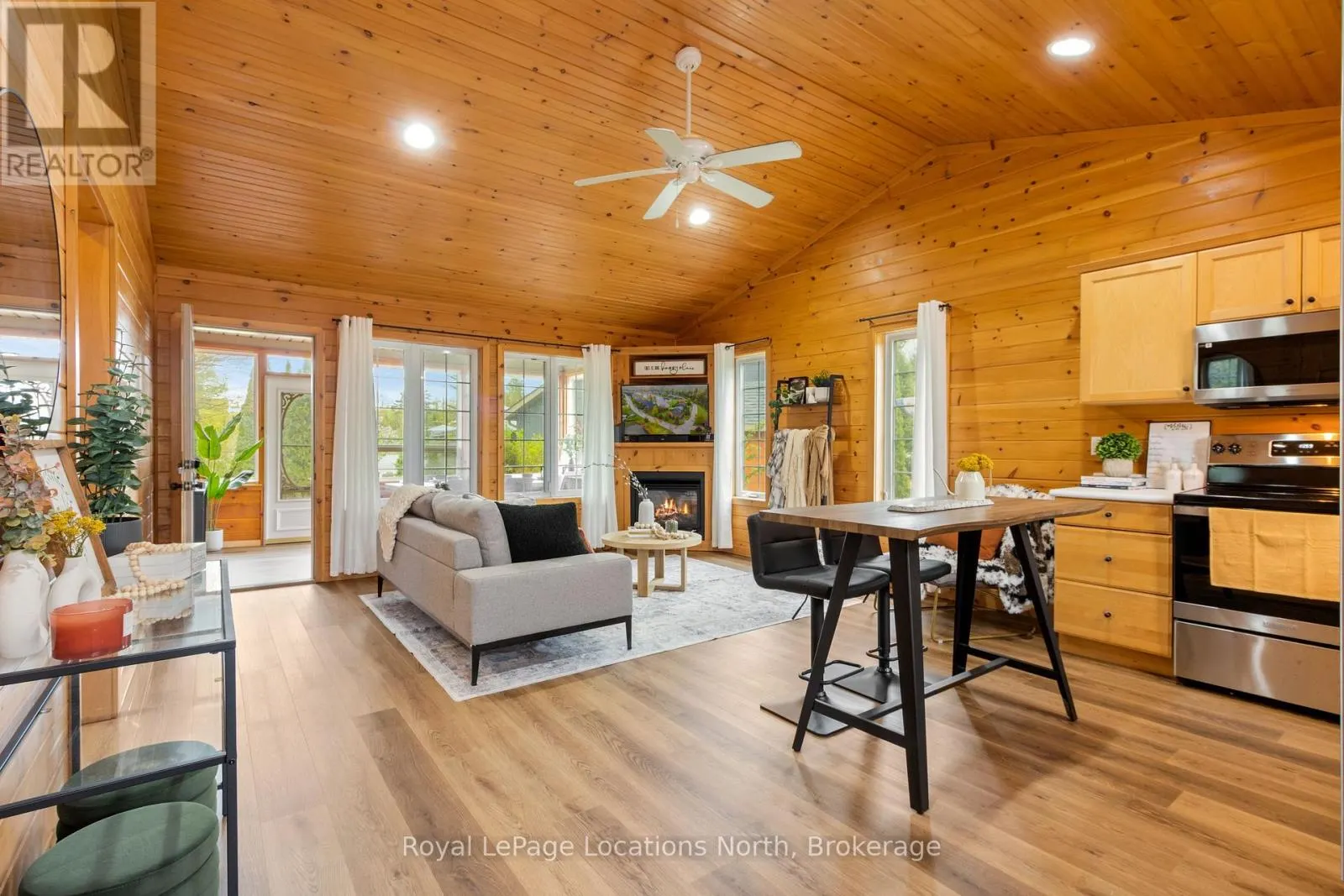 15 MADAWASKA TRAIL