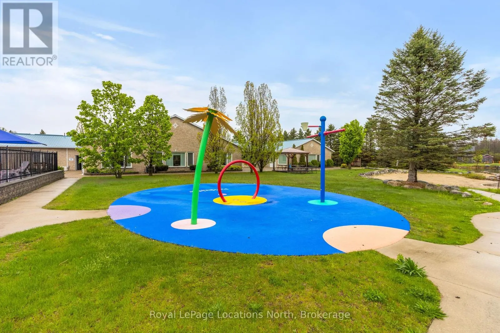 15 MADAWASKA TRAIL