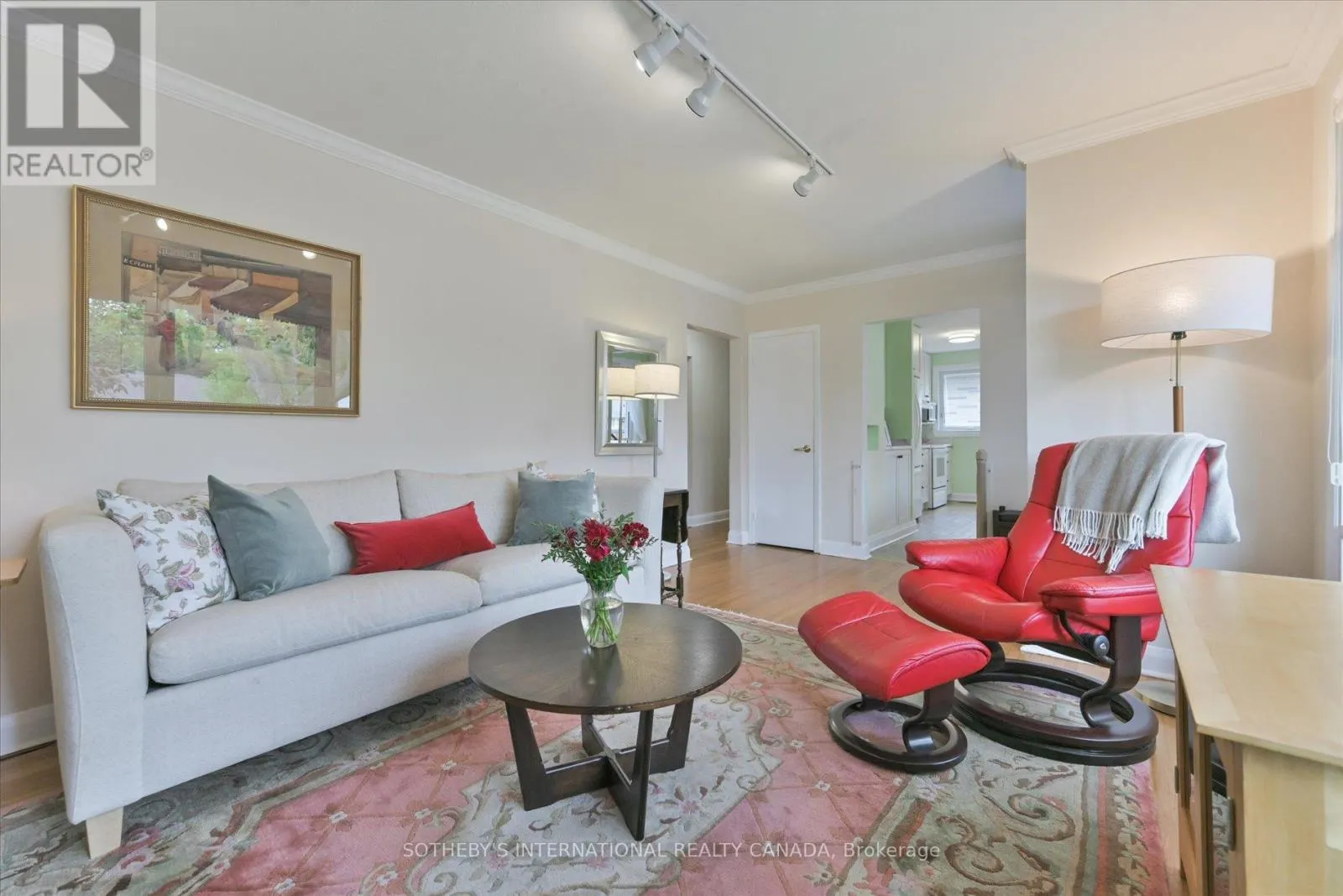 8 ALEDA STREET