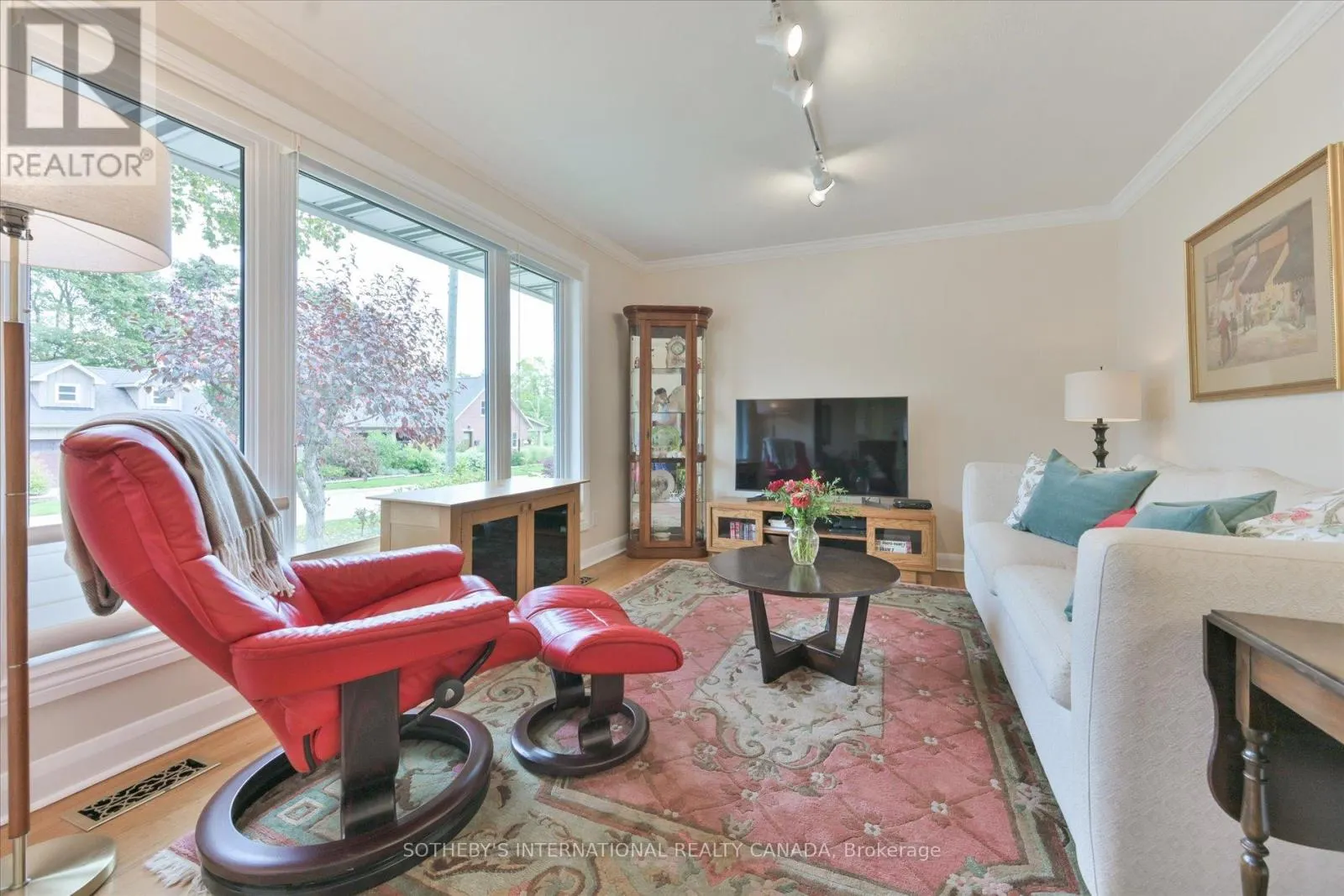 8 ALEDA STREET