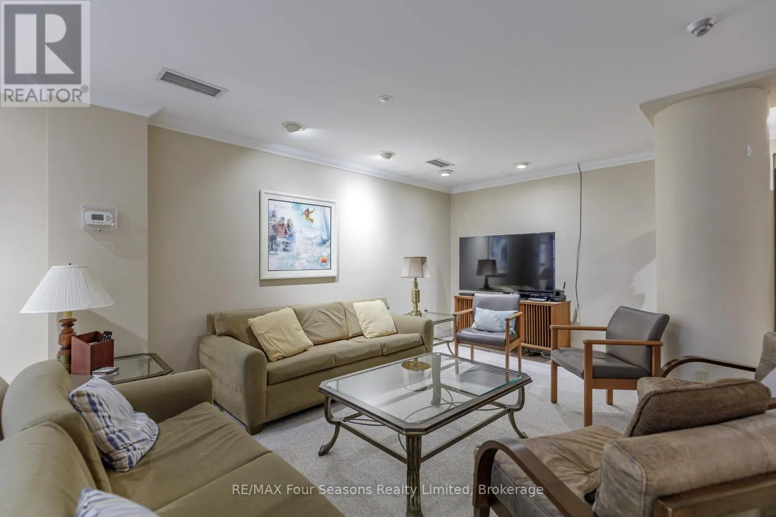 310 - 16 RAGLAN STREET, #310