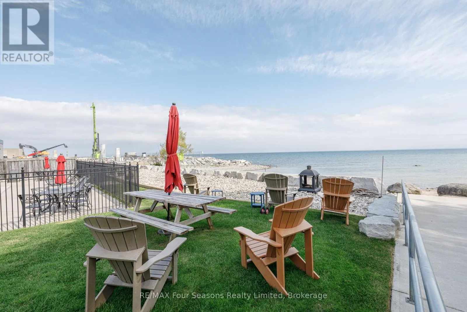 310 - 16 RAGLAN STREET, #310