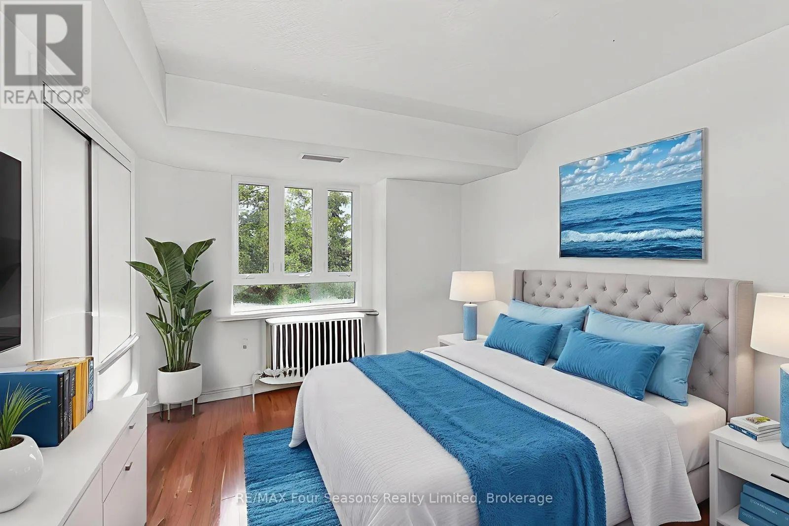 310 - 16 RAGLAN STREET, #310