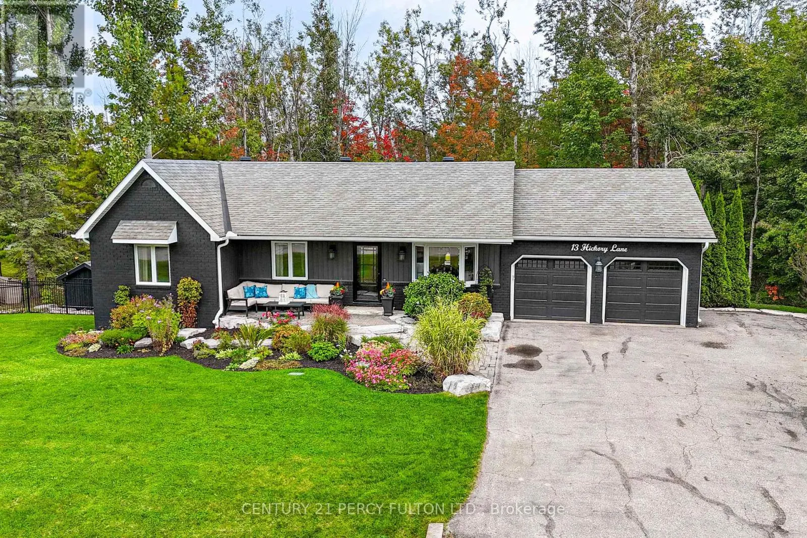 13 HICKORY LANE