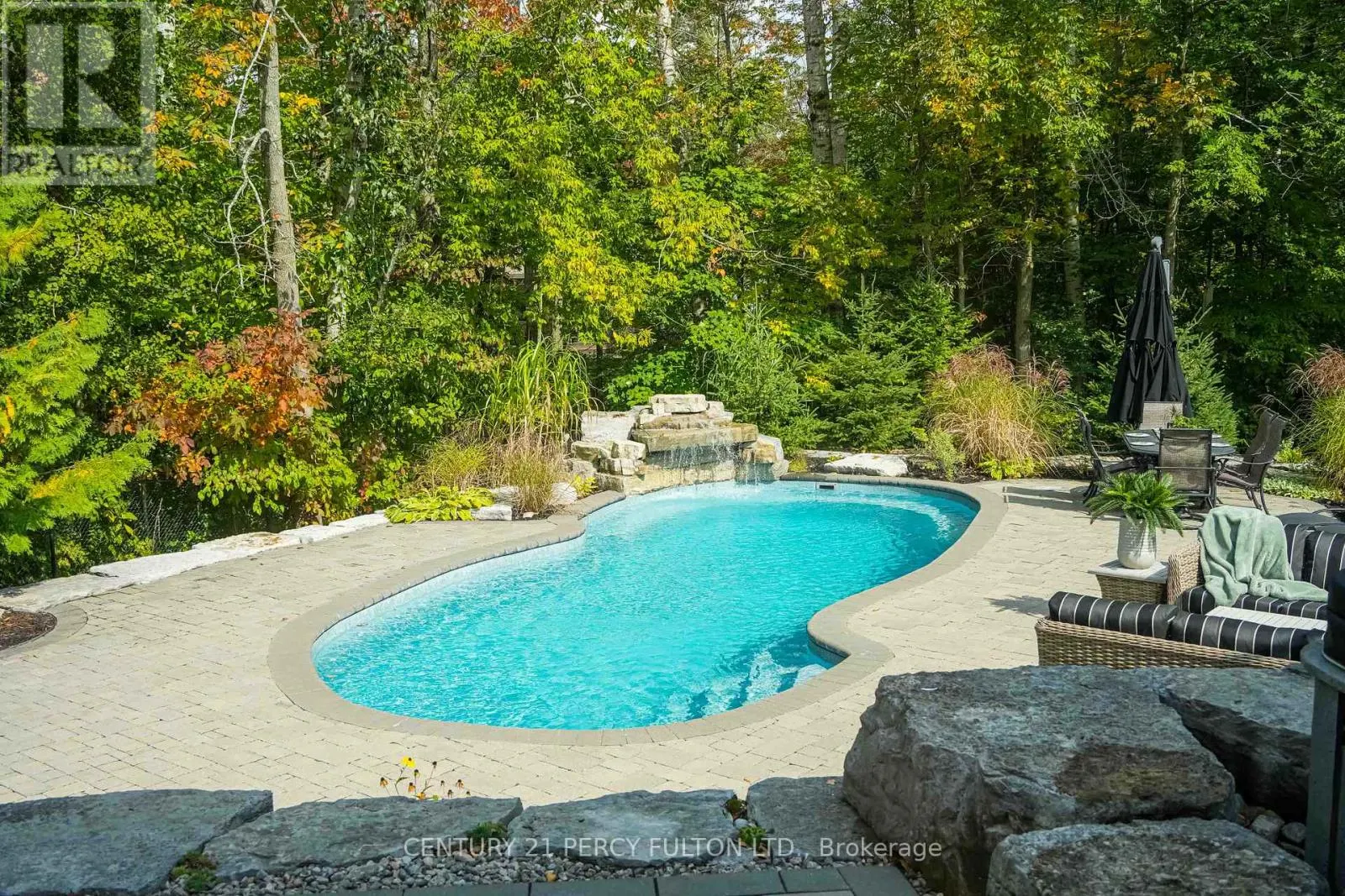13 HICKORY LANE