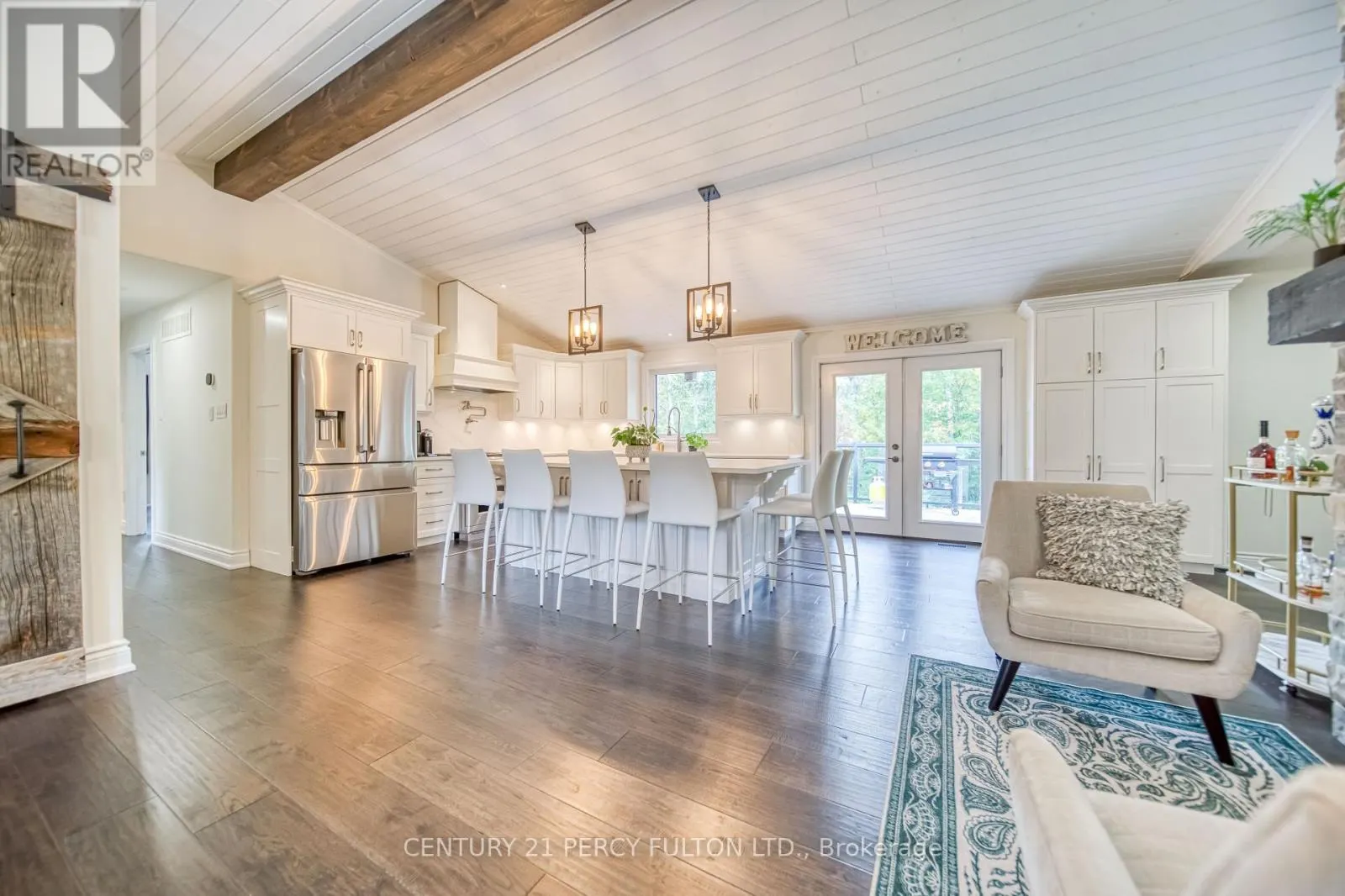13 HICKORY LANE