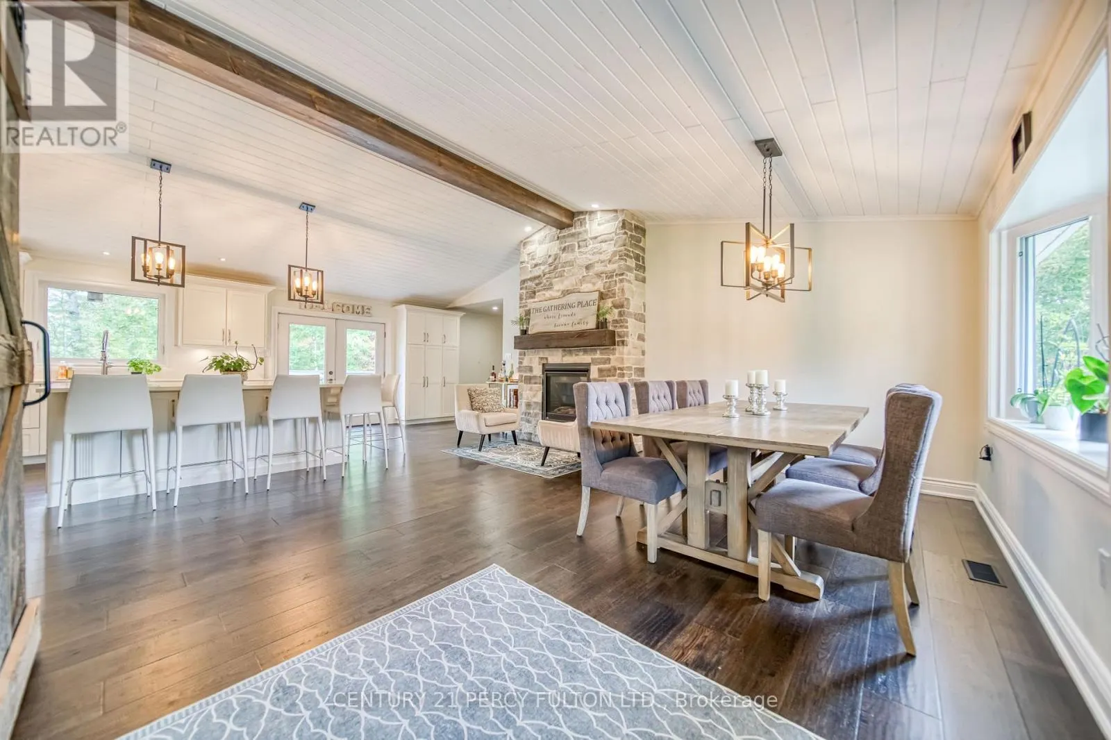13 HICKORY LANE